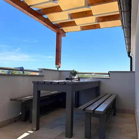 Lovrencic Appartement *