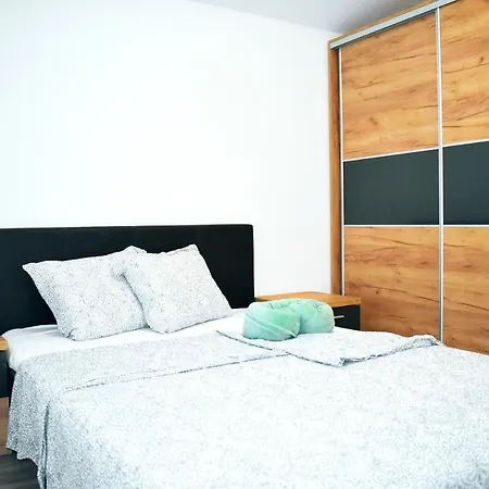Lovrencic Apartment Vrsi
