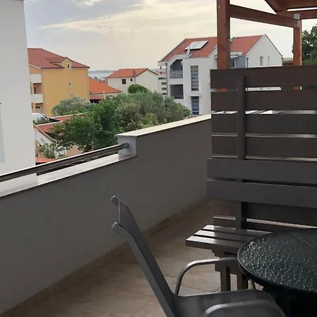 Lovrencic Apartment Vrsi