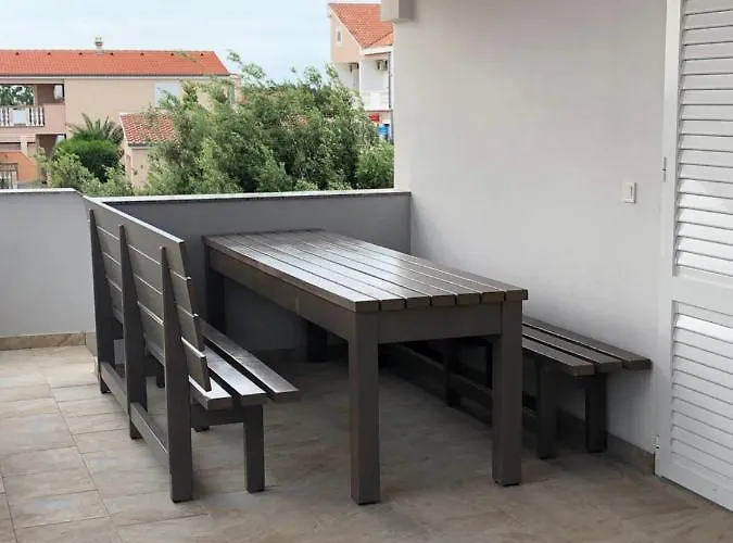 Lovrencic Apartment Vrsi