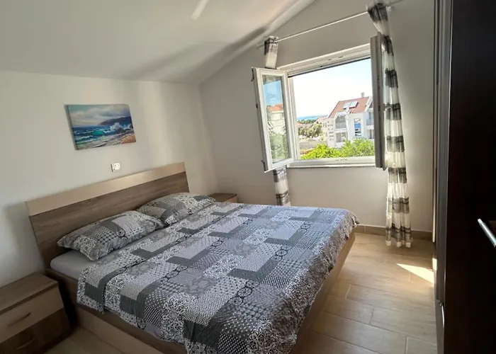 Lovrencic Apartment Vrsi