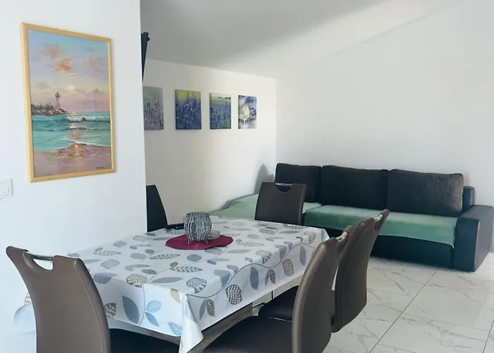 Lovrencic Apartment Vrsi